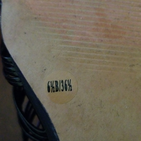 Soul Society Black Wedges - Picture 6 of 7